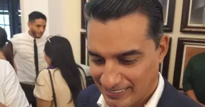 Froyl�n G�mez Gamboa.