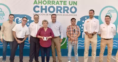 Hermosillo y Coca-Cola regalan 10 mil regaderas ecol�gicas