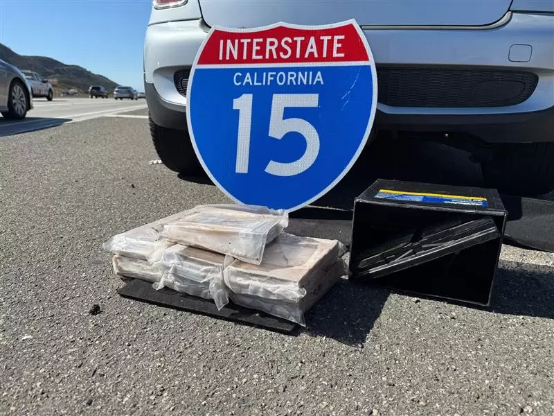 Frenan cruce de personas, pero no de fentanilo en la garita Tijuana - San Ysidro