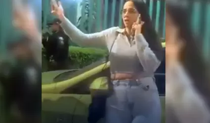 Joven que insulta a polic�a