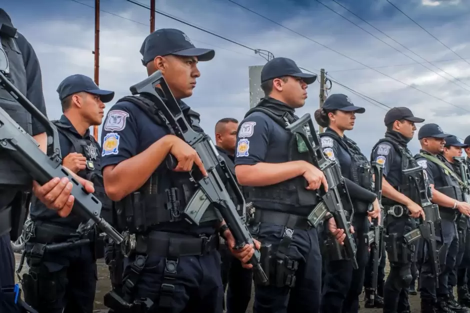 Operativo agentes polic�as