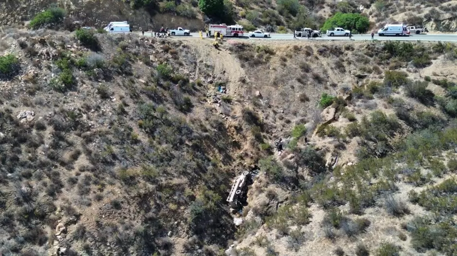 Accidente de cami�n de la Sedena en Ensenada