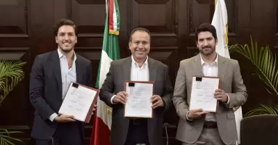 Hermosillo firma concesi�n