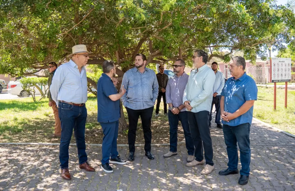 Reuni�n con el comit� de colonos de Altabrisa