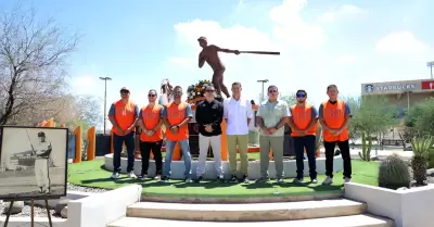 H�ctor Espino�en su XXVIII aniversario luctuoso