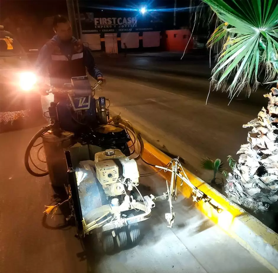 Trabajos de se�alizaci�n vial durante horario nocturno