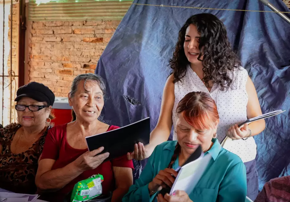 Promueven inclusi�n e igualdad de g�nero en colonias vulnerables de Baja California