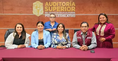 Reuni�n con diputados locales