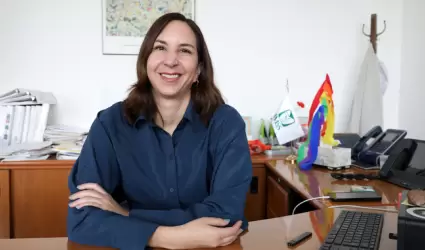 Marcela Vel�zquez Bolio, funcionaria del IMSS