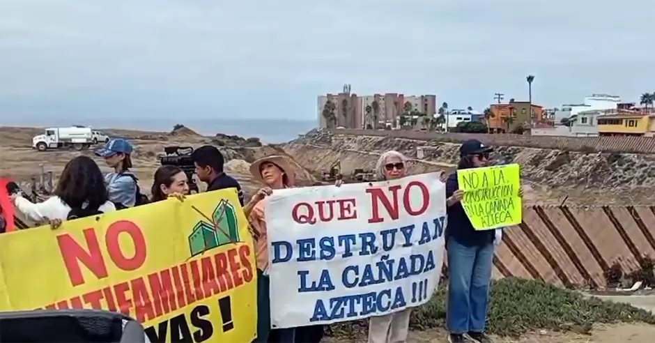 Ca�ada Azteca