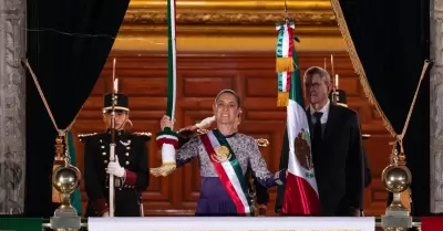 Sheinbaum encabeza ceremonia del Grito de Independencia; primera mujer en 215 a�