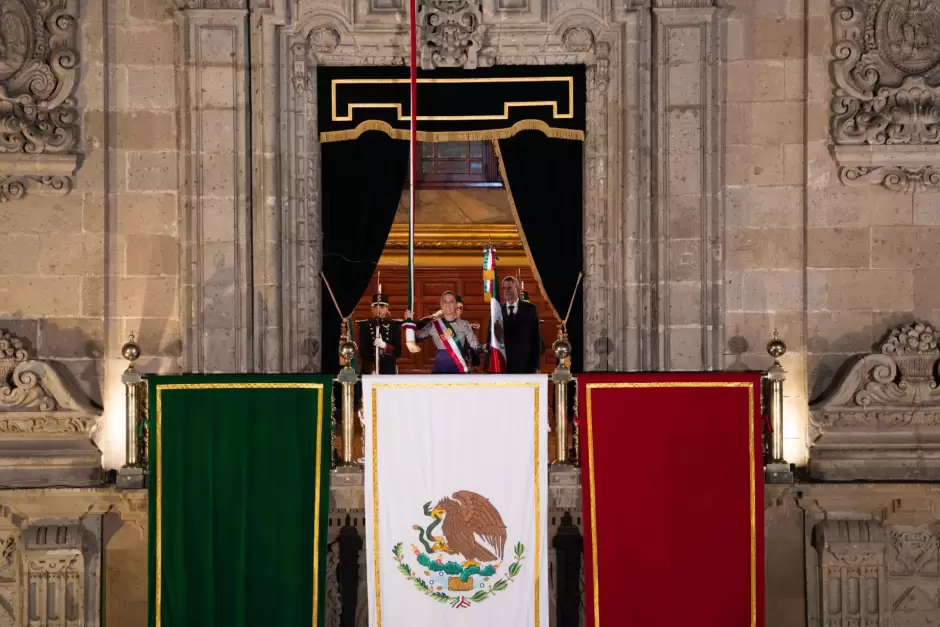 �Hist�rico! Presidenta Claudia Sheinbaum encabeza ceremonia del Grito de Independencia; primera mujer en 215 a�os