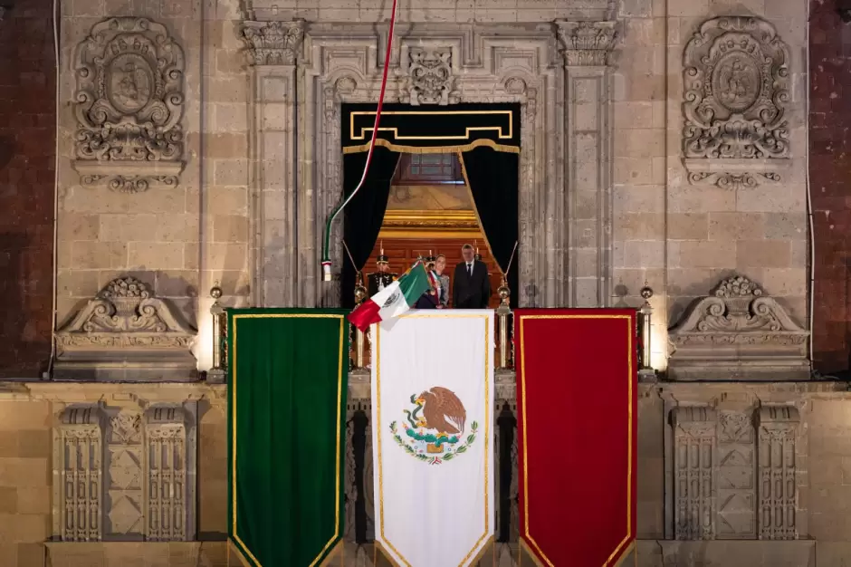 �Hist�rico! Presidenta Claudia Sheinbaum encabeza ceremonia del Grito de Independencia; primera mujer en 215 a�os