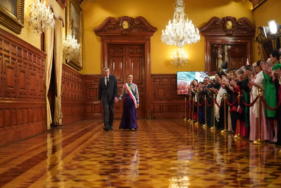 �Hist�rico! Presidenta Claudia Sheinbaum encabeza ceremonia del Grito de Independencia; primera mujer en 215 a�os