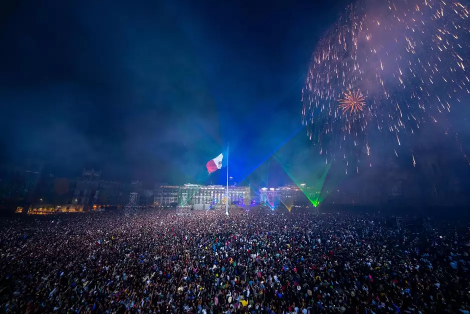 �Hist�rico! Presidenta Claudia Sheinbaum encabeza ceremonia del Grito de Independencia; primera mujer en 215 a�os