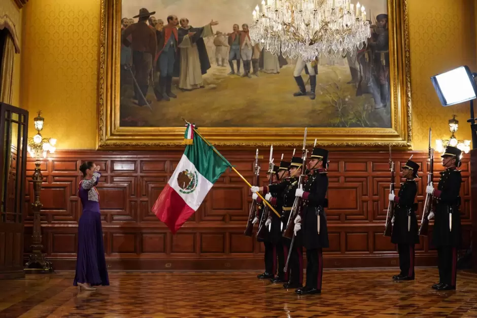 �Hist�rico! Presidenta Claudia Sheinbaum encabeza ceremonia del Grito de Independencia; primera mujer en 215 a�os