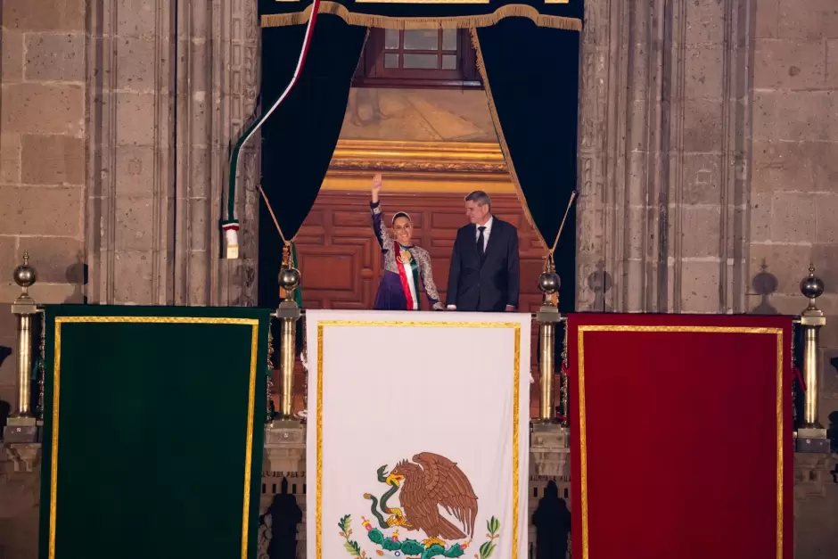 �Hist�rico! Presidenta Claudia Sheinbaum encabeza ceremonia del Grito de Independencia; primera mujer en 215 a�os