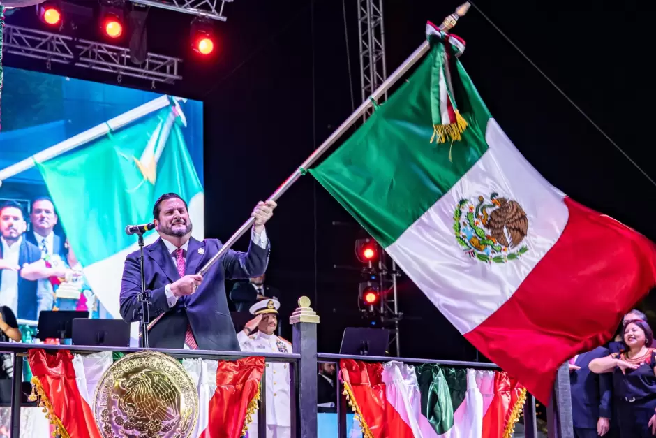 Encabeza Ismael Burgue�o Ruiz Ceremonia del CCXV Aniversario del Grito de Independencia en Tijuana