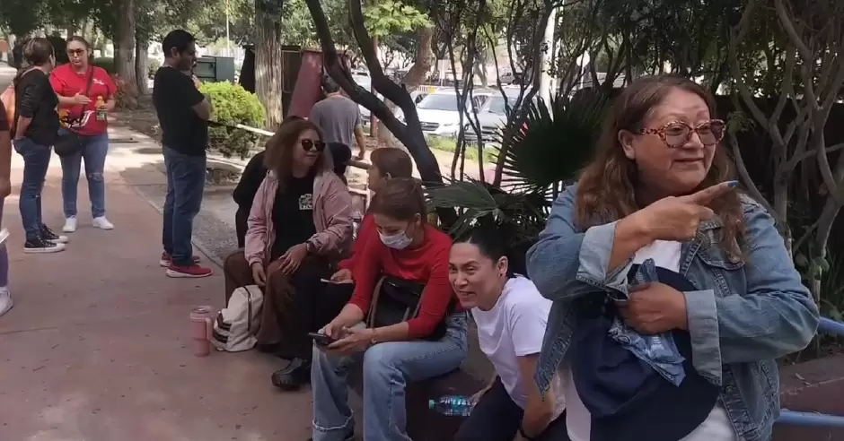 Maestros del Sindicato Estatal de Trabajadores de la Educaci�n en Baja California