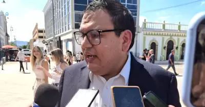 Carlos Hern�ndez.