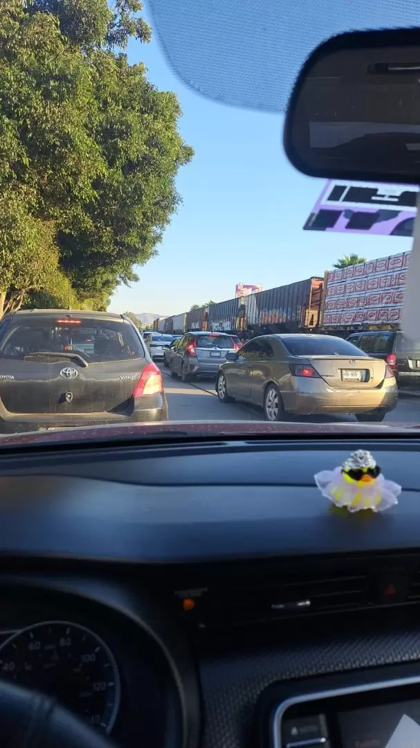 Choque entre tren y veh�culo en el Blvd. Ben�tez