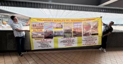 Manifestaci�n por violaciones a la ley de desarrollo urbano