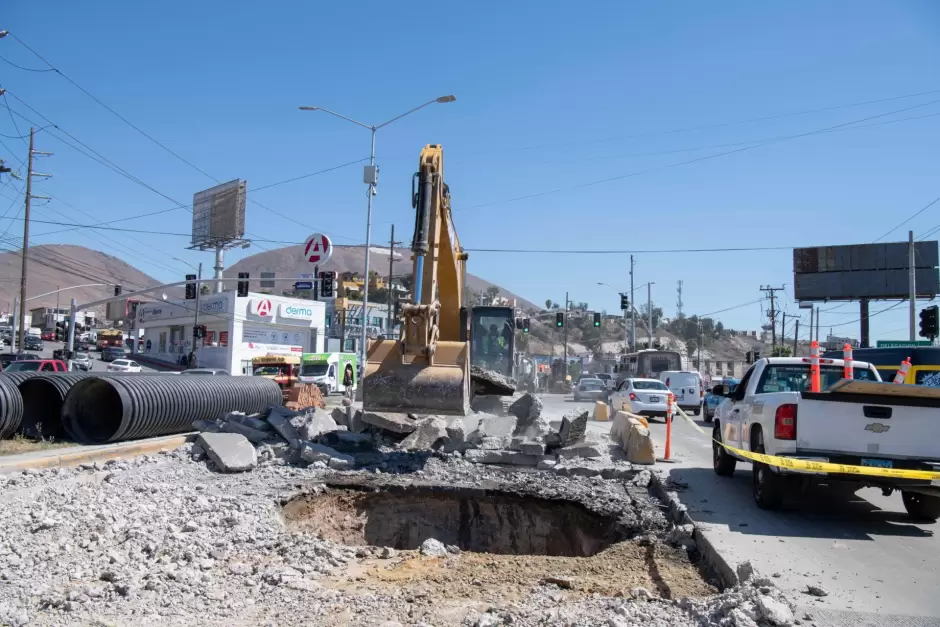 Rehabilitaci�n de tramo del colector Insurgentes en Tijuana