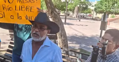 Opositores a construcci�n de presas