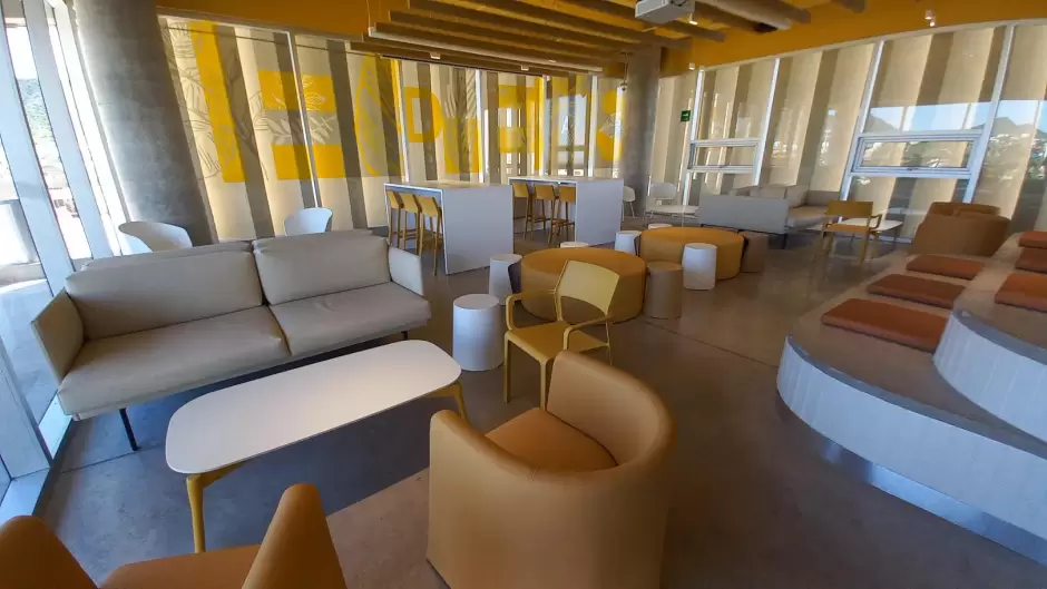 Inauguraci�n oficial del campus Hermosillo de la Escuela Bancaria y Comercial (EBC)