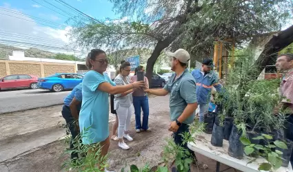 Donaci�n de plantas del programa "Hermosillo Crece Verde"