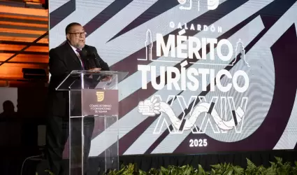 34 entrega del "Galard�n al M�rito Tur�stico"