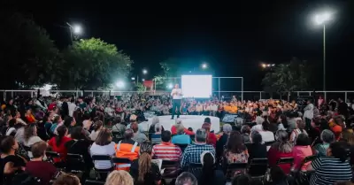 Reuni�n con ciudadanos en Los Vi�edos