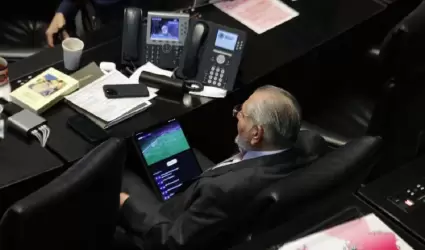 Ad�n Augusto ve partido.