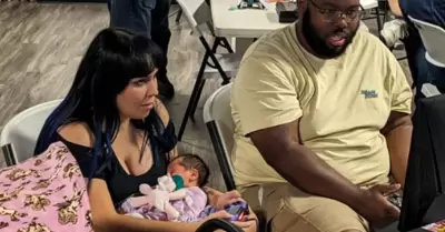 Mam� gana torneo de Mortal Kombat XL con su reci�n nacida en brazos