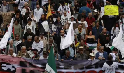 Marcha del 2 de octubre en conmemoraci�n de los 57 a�os de la masacre estudianti