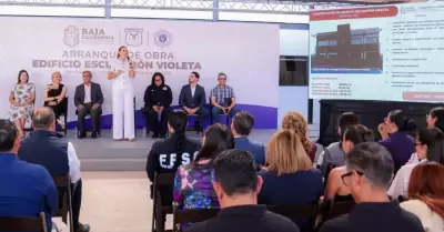 Primer edificio del Escuadr�n Violeta en Mexicali