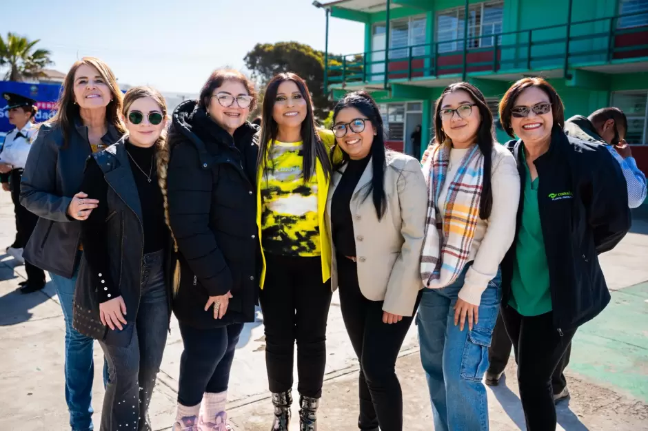 Claudia Agat�n fortalece y empodera a las juventudes ensenadenses