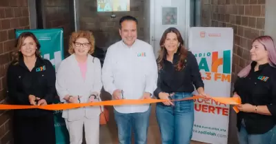 Inauguraci�n de Radio La H 89.3 FM