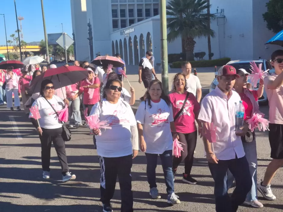 Caminata de prevenci�n contra el c�ncer de mama