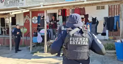 Marcha de reconocimiento en el fraccionamiento Real de Rosarito