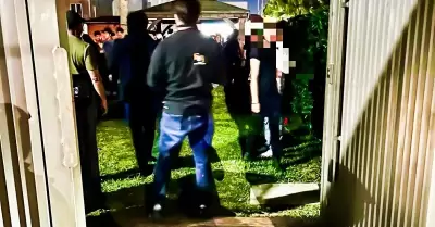 Fiesta clandestina con menores de edad