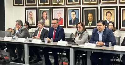 Baja California refuerza cooperaci�n econ�mica con Arizona en encuentro industri