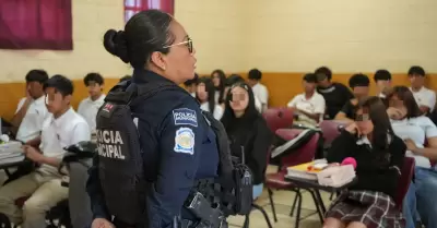 Programa de revisi�n preventiva en plantel educativo