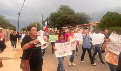 Manifestantes contra construcci�n de presas