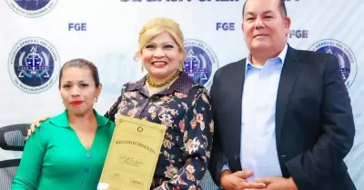 Fortalece fiscal general v�nculos con l�deres comunitarios de Tijuana