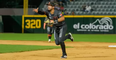 Naranjeros cae ante Ca�eros