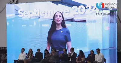 Julieta Ram�rez presenta en Tijuana su primer informe como Senadora