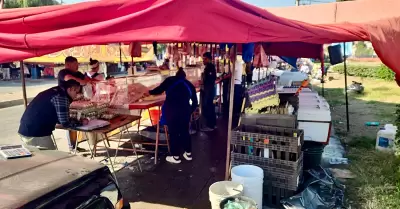 Multas por obstrucci�n de banquetas a comerciantes