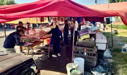 Multas por obstrucci�n de banquetas a comerciantes