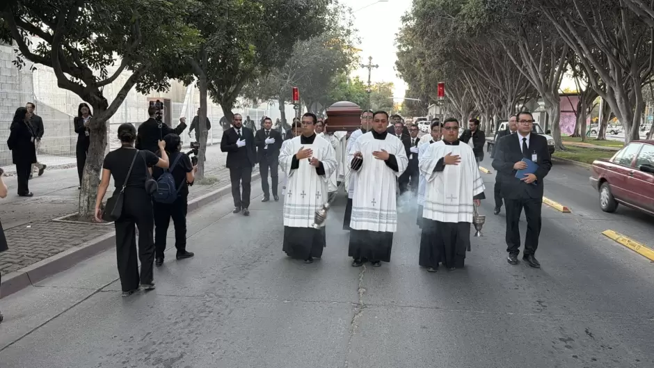 Realizan honras f�nebres y sepultura del Arzobispo de Tijuana Francisco Moreno Barr�n